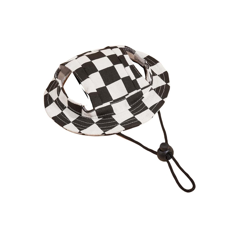 QWINEE Plaid Pattern Dog Hat with Ear Hole Round Brim Dog Puppy Cat Sun Hat Bucket Hat Outdoor Sun Protection Pet Caps for Small Medium Cats Dogs Kitten Black and White S