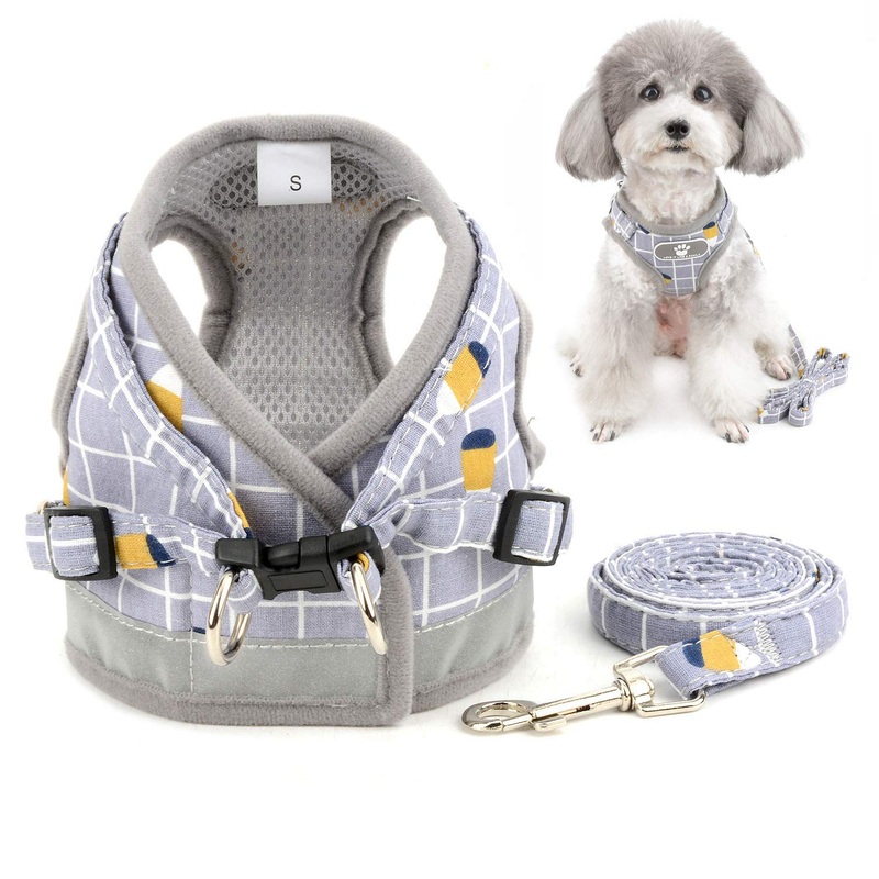 Zunea No Pull Small Dog Harness and Leash Set Adjustable Reflective Step-in Chihuahua Vest Harnesses Mesh Padded Plaid Escape Proof Walking Puppy Jacket for Boy Girl Pet Dogs Cats Gray M M (Chest: 15.5″) grey