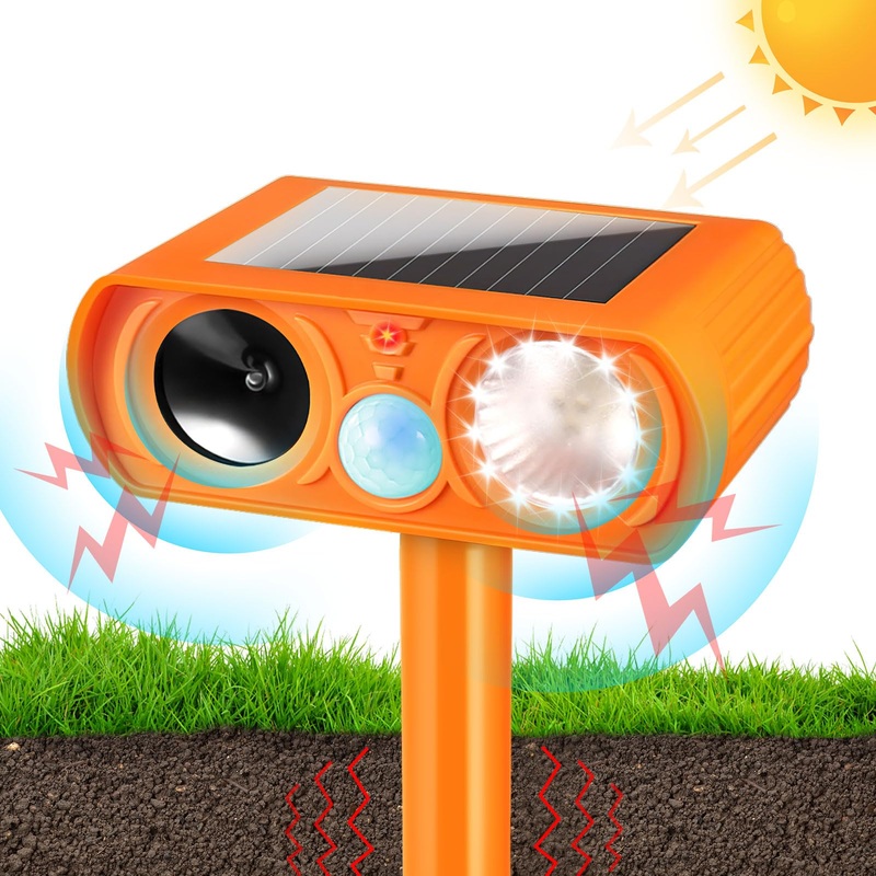 Ultrasonic Cat Deterrent, Solar Powered Deterrent with Motion Sensor and Flashing Lights Outdoor Solar Farm Garden Yard Device,Dogs,Cats,Birds