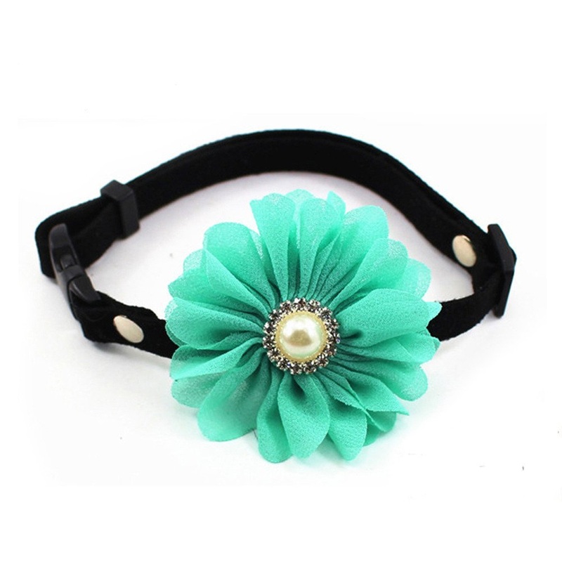Rhinestones Daisy Flower Charm Suede Leather Dog Collar Breakaway Cat Collar Necklace Jewelry with Pearl for Small Dogs Girl Yorkie Chihuahua Birthday Clothes (Blue, Size S) Blue