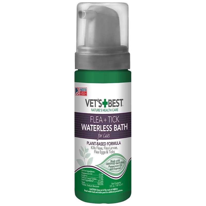 Vet’s Best Flea and Tick Waterless Bath Foam for Cats | Flea Treatment Dry Shampoo for Cats | Flea Killer with Certified Natural Oils 5 oz