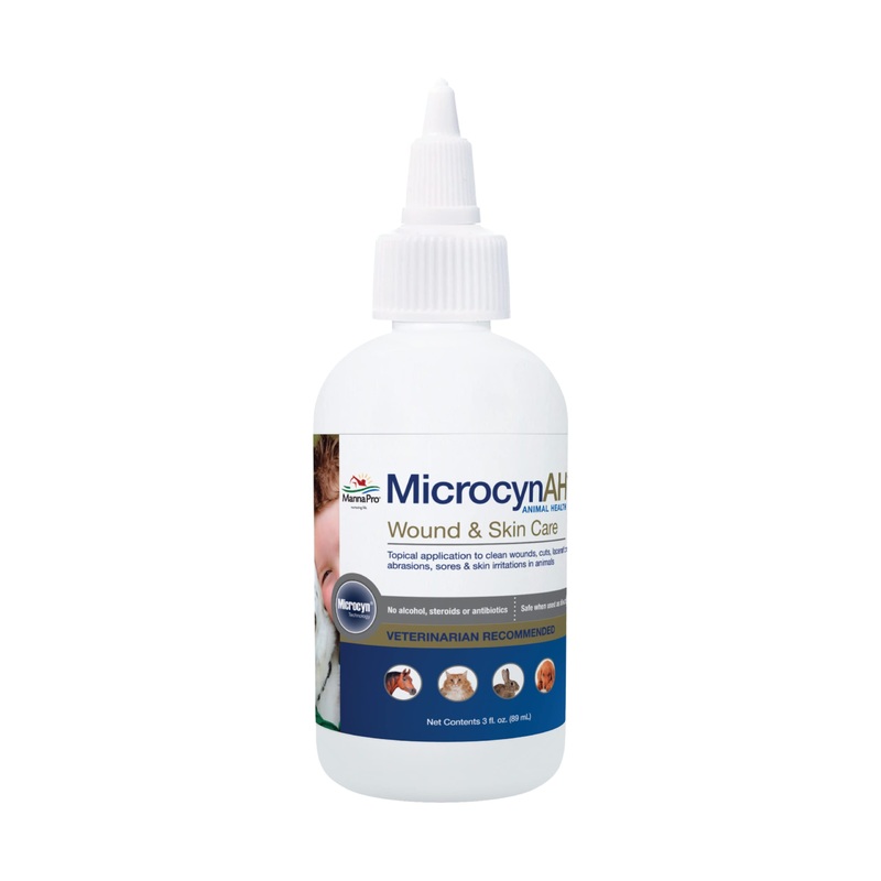 Manna Pro MicrocynAH Wound and Skin Care Spray for Dogs | Non-Toxic Spray Formulated to Clean Wounds | Veterinarian Recommended Non-Toxic Formula 3 Ounces