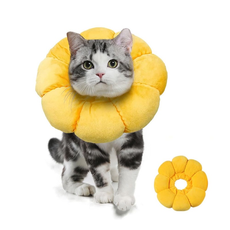LATRAT 1 Piece Cat Neck Collar Sunflower Cat Recovery Collar for Cats Adjustable Protective Collar for Kittens Small Dogs Wound Healing After Pet Surgery (XS)