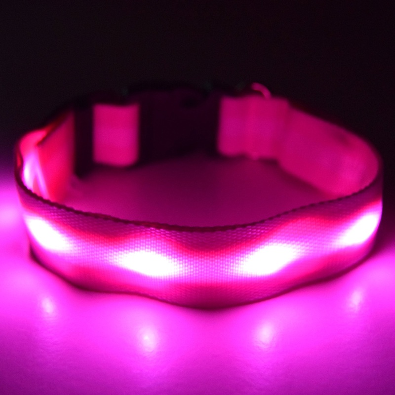 Fun Pets USB Rechargeable LED Dog Safety Collar in Pink – USB Rechargeable in size Medium (32cm – 50cm / 12.6″ – 19.7″) Medium ( 32cm – 50cm / 12.6″ – 19.7″ )
